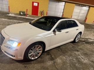 
								Chrysler 300 LTD full									