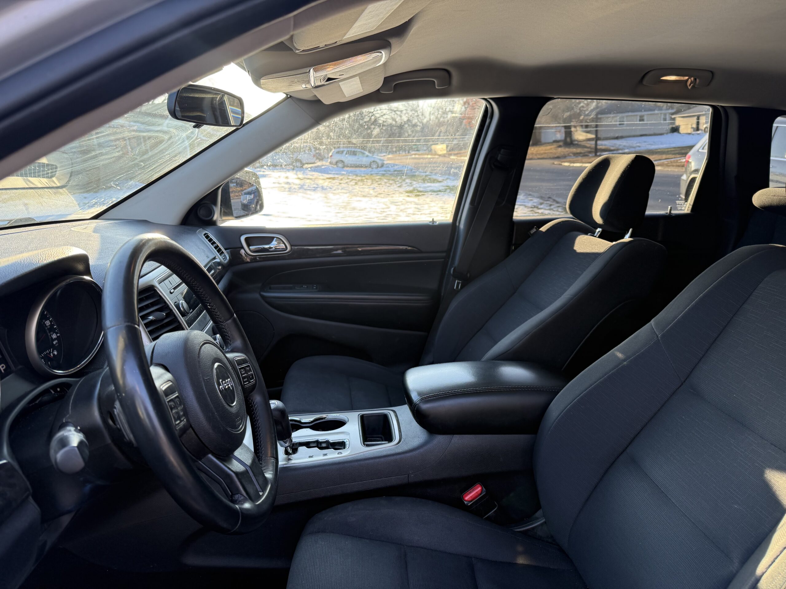 
								2012 Jeep Grand Cherokee full									