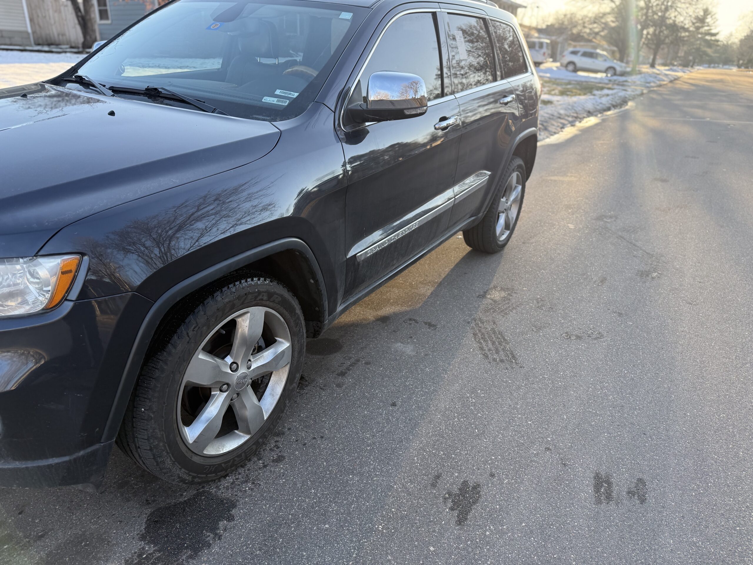 
								Jeep Grand Cherokee full									