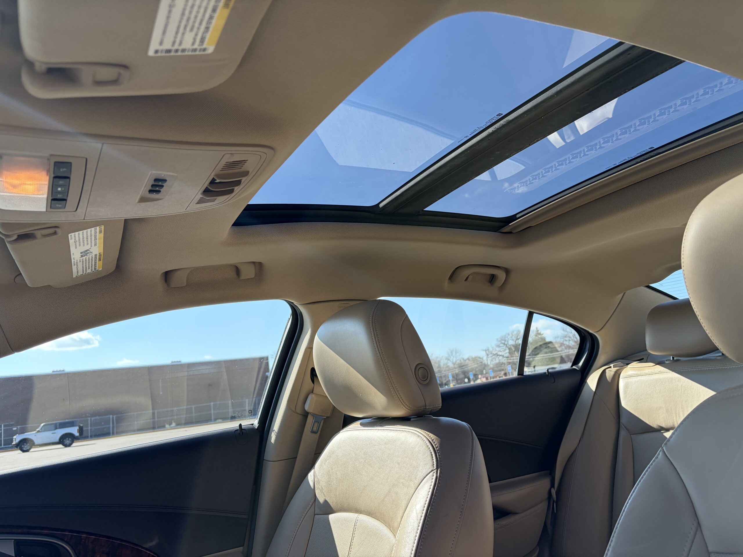 
								2013 Buick Lacrosse Premium 1 full									