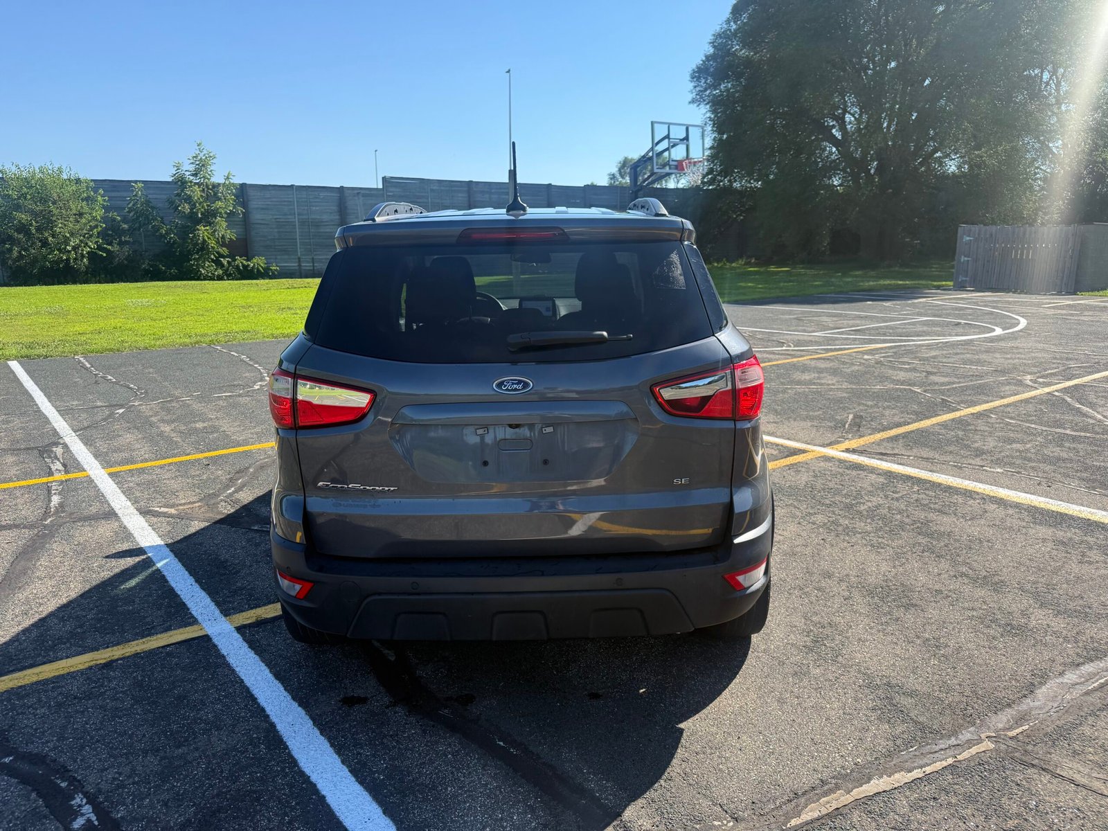 
								2021 Ford EcoSport SE full									
