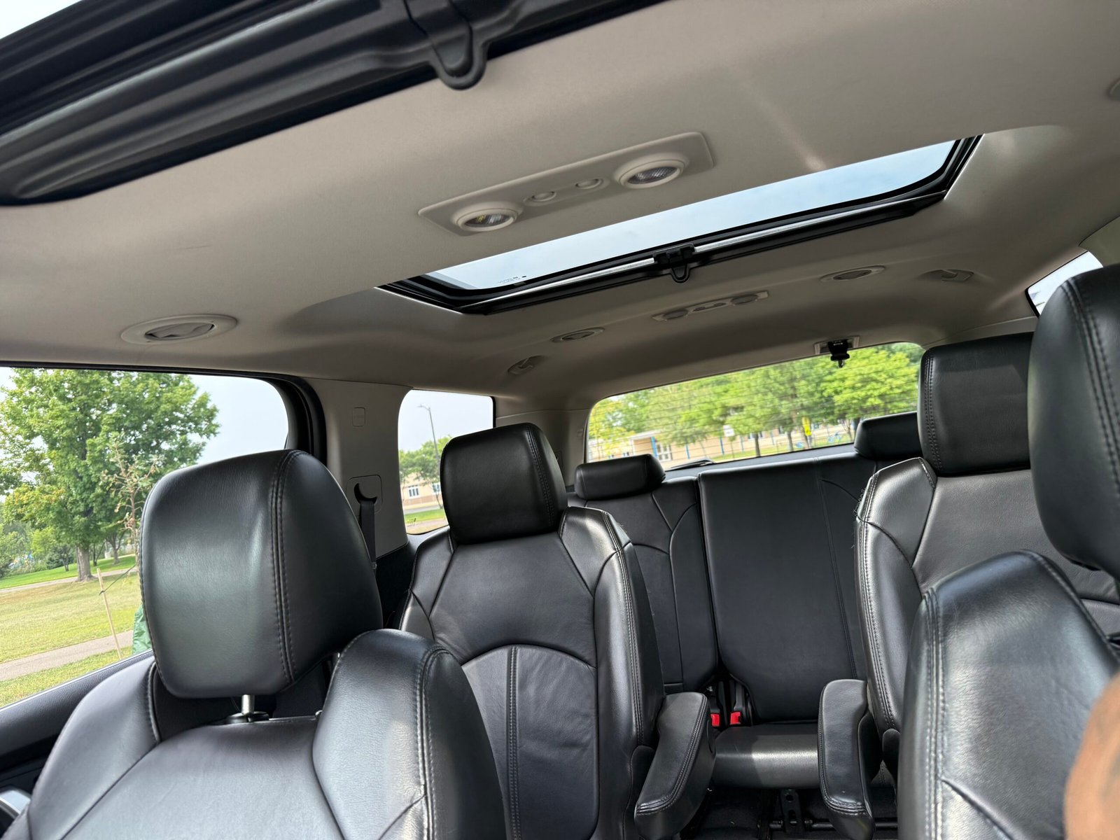 
								2012 GMC Acadia SLT full									