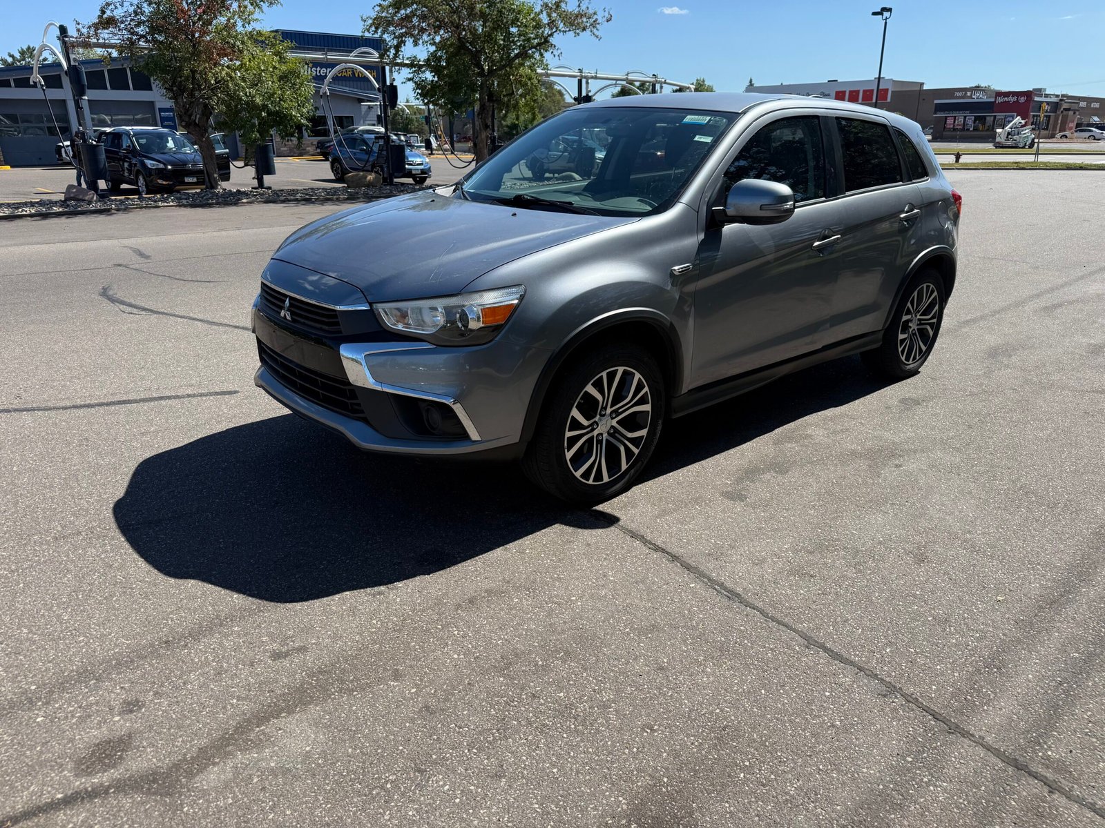 
								2017 Mitsubishi Outlander Sport full									